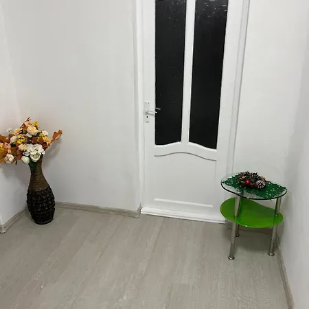 Andito Апартамент Крайова